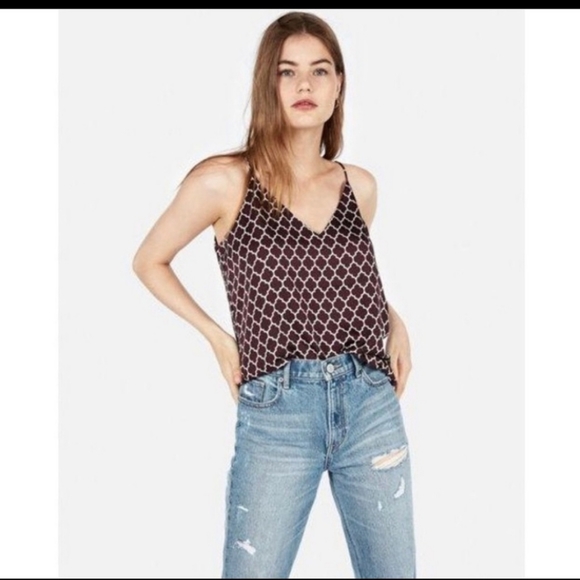 💜3/$18 NWOT EXPRESS maroon Downtown button down top - Picture 2 of 7